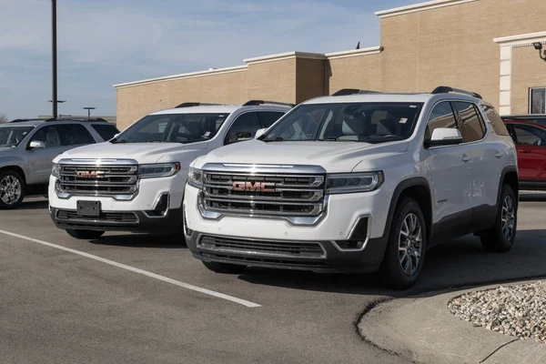 White Ford pickup truck representing vehicles covered under lemon law rights